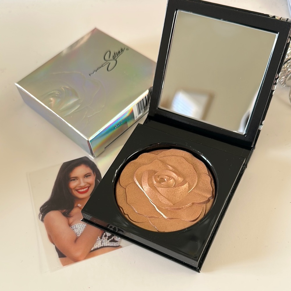 MAC SELENA LIMITED Rose Gold Highlighter